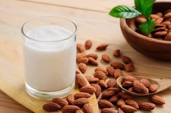 fakta-susu-almond-untuk-diet